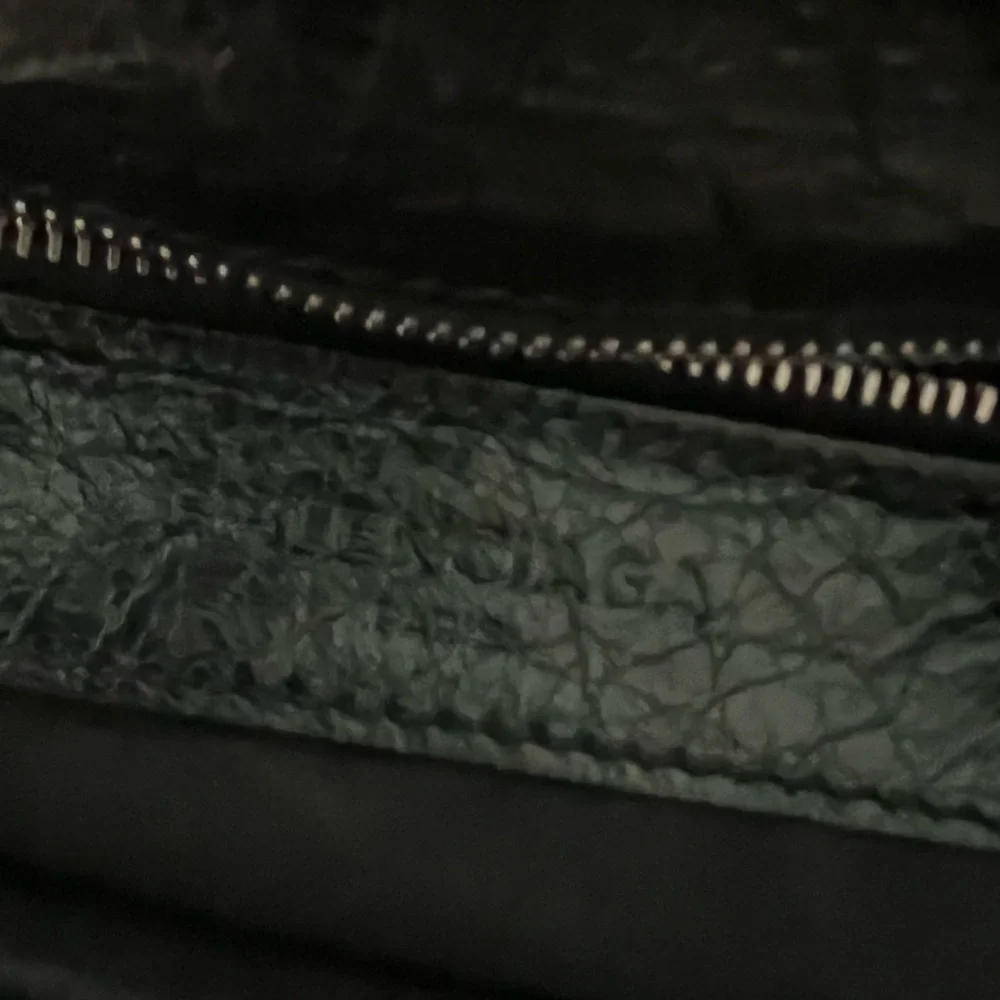 Balenciaga Black Crossbody Bag with Adjustable Strap - Picture 14 of 14